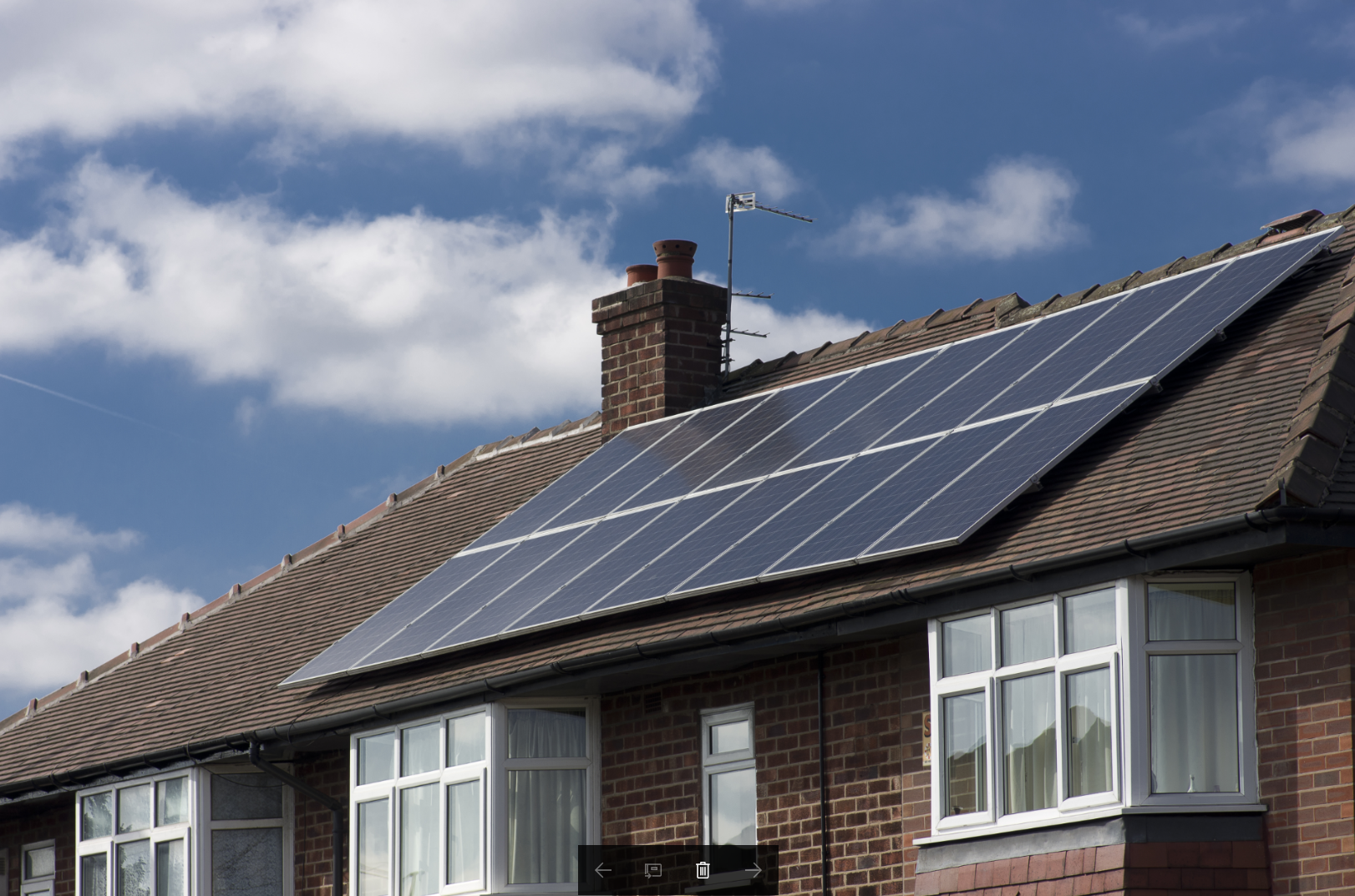 5 reasons to get solar panels - TheGreenAge